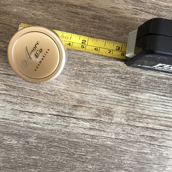 Amore Mio Cosmetics Shimmer Powder, Sh73, 2.5-Gram - Picture 3 of 3